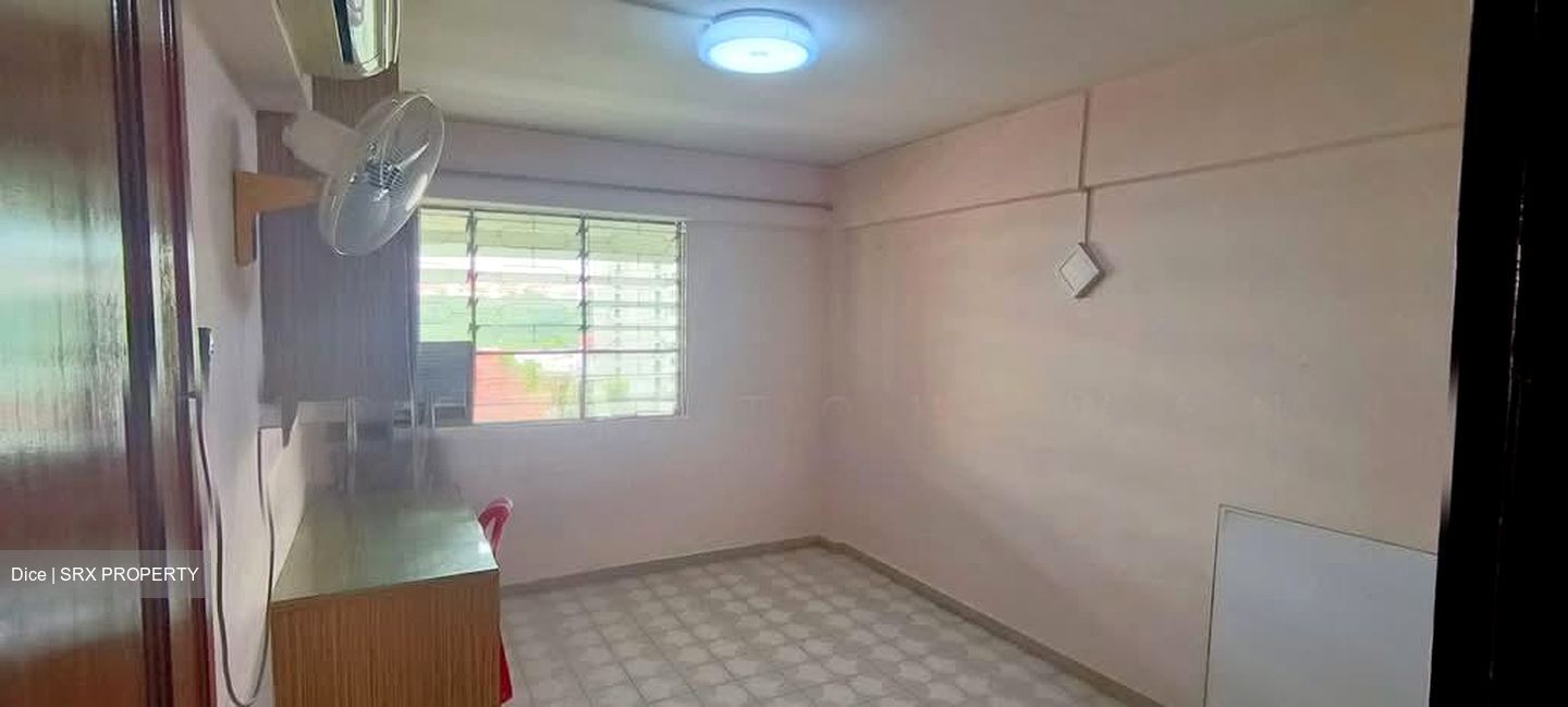 Blk 251 Jurong East Street 24 (Jurong East), HDB 4 Rooms #574566711
